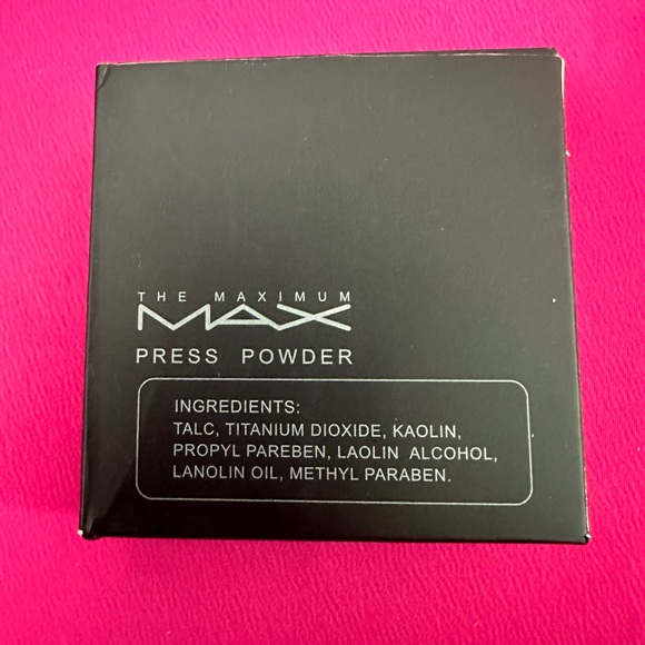 THE MAXIMUM MAX - Natural Beige Press Powder Compact with mirror! Net wt… - Picture 2 of 5
